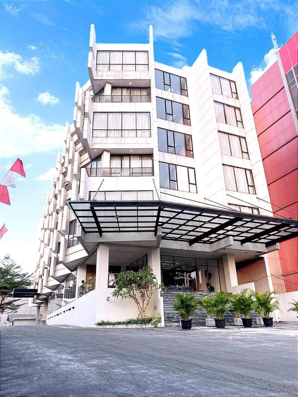 Rivoli Hotel Jakarta