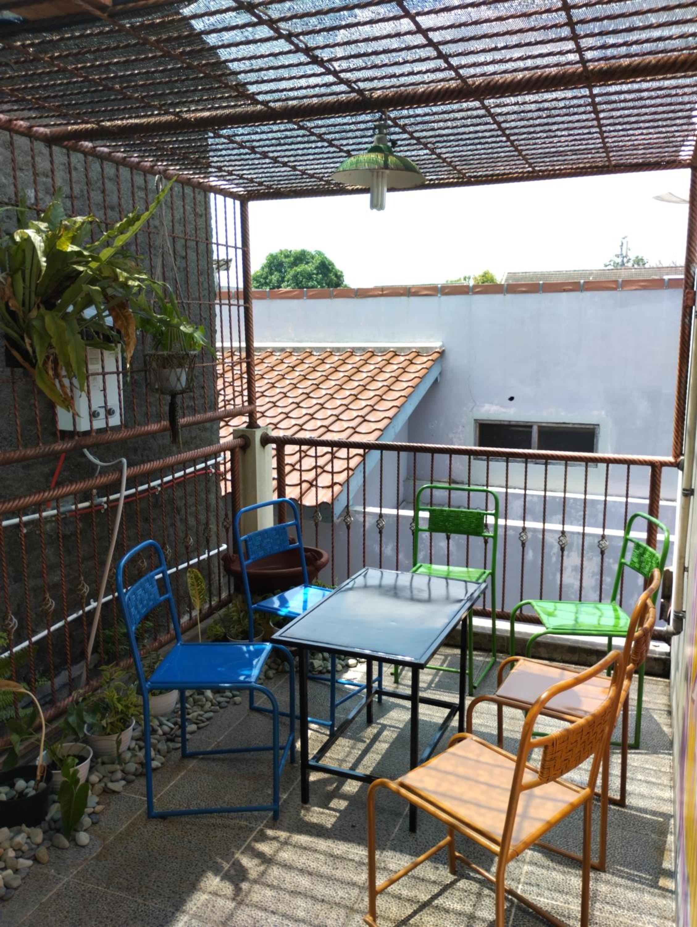 Photo 8
