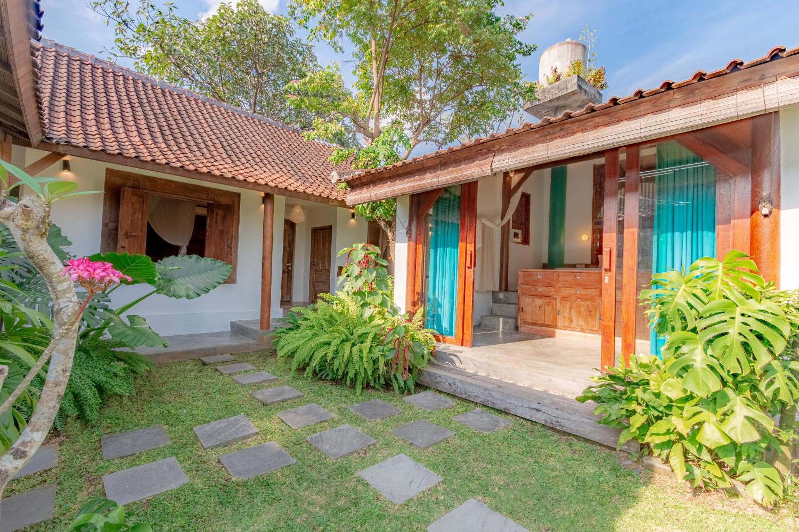 Villa Bumi - Zen Spacious 4BR near Seminyak, Bali view 2