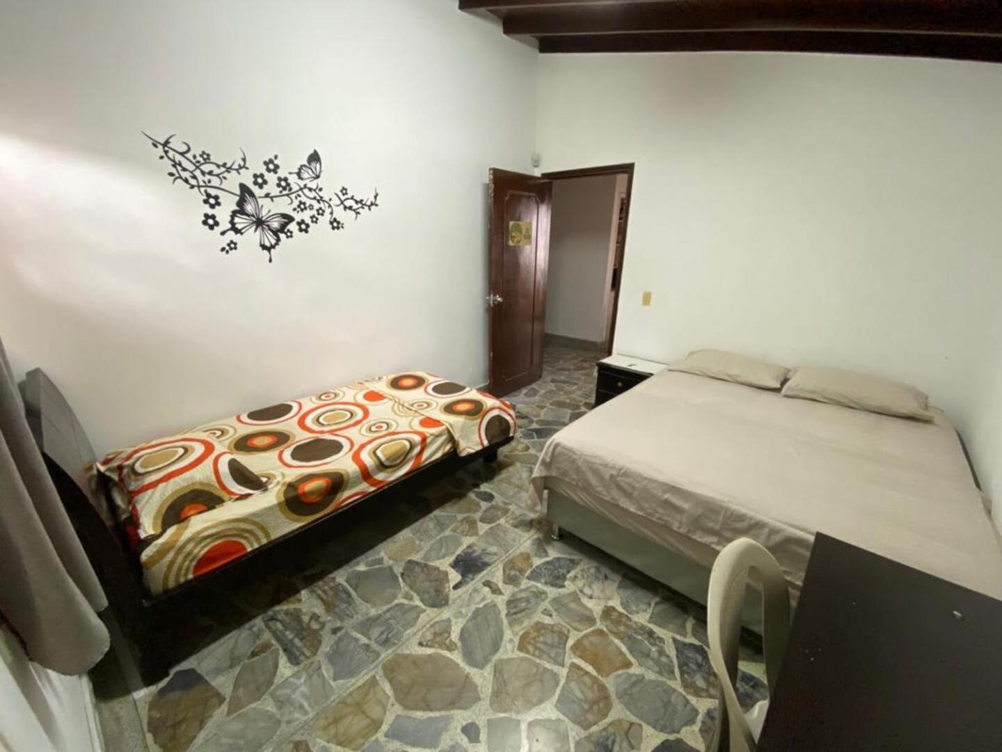 Lady Mom Hostal
