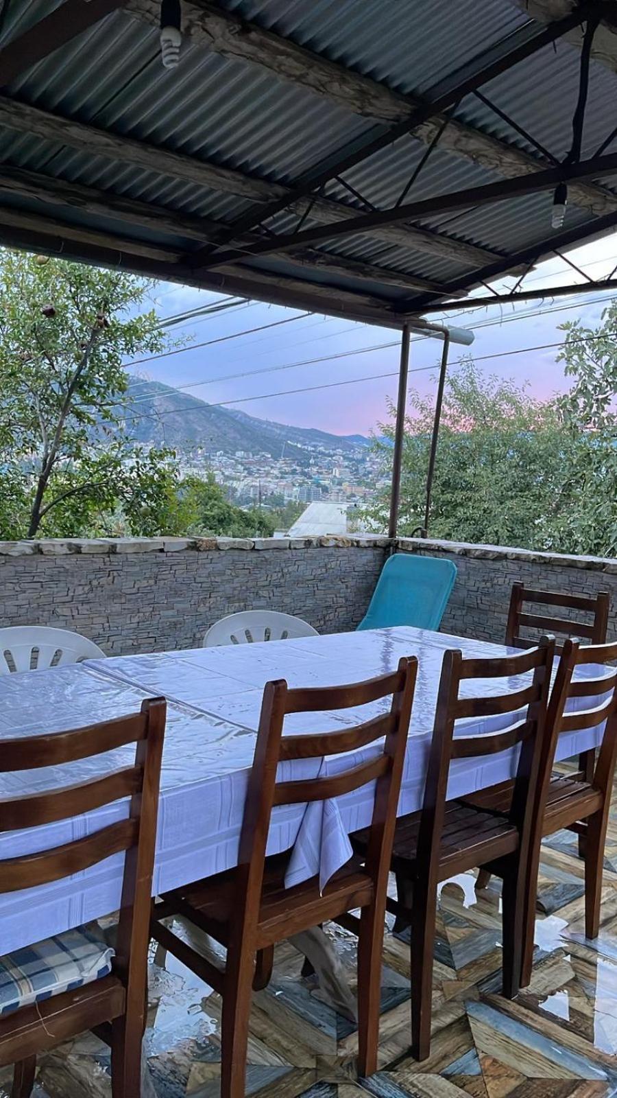 Cosy Apart House with view