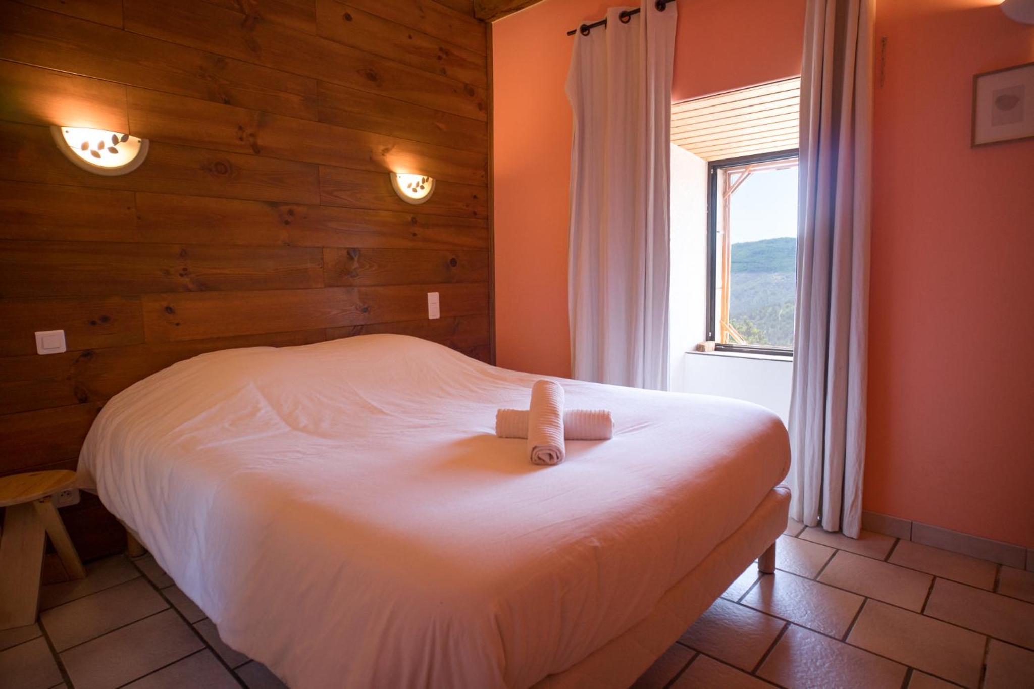 Lou Rey Éco Hameau - Gîte, Chambre d'Hôtes & Table d'Hôtes view 5