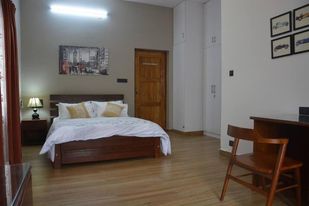 Earth - Luxurious 5 BHK AC Villa at Mysore view 3