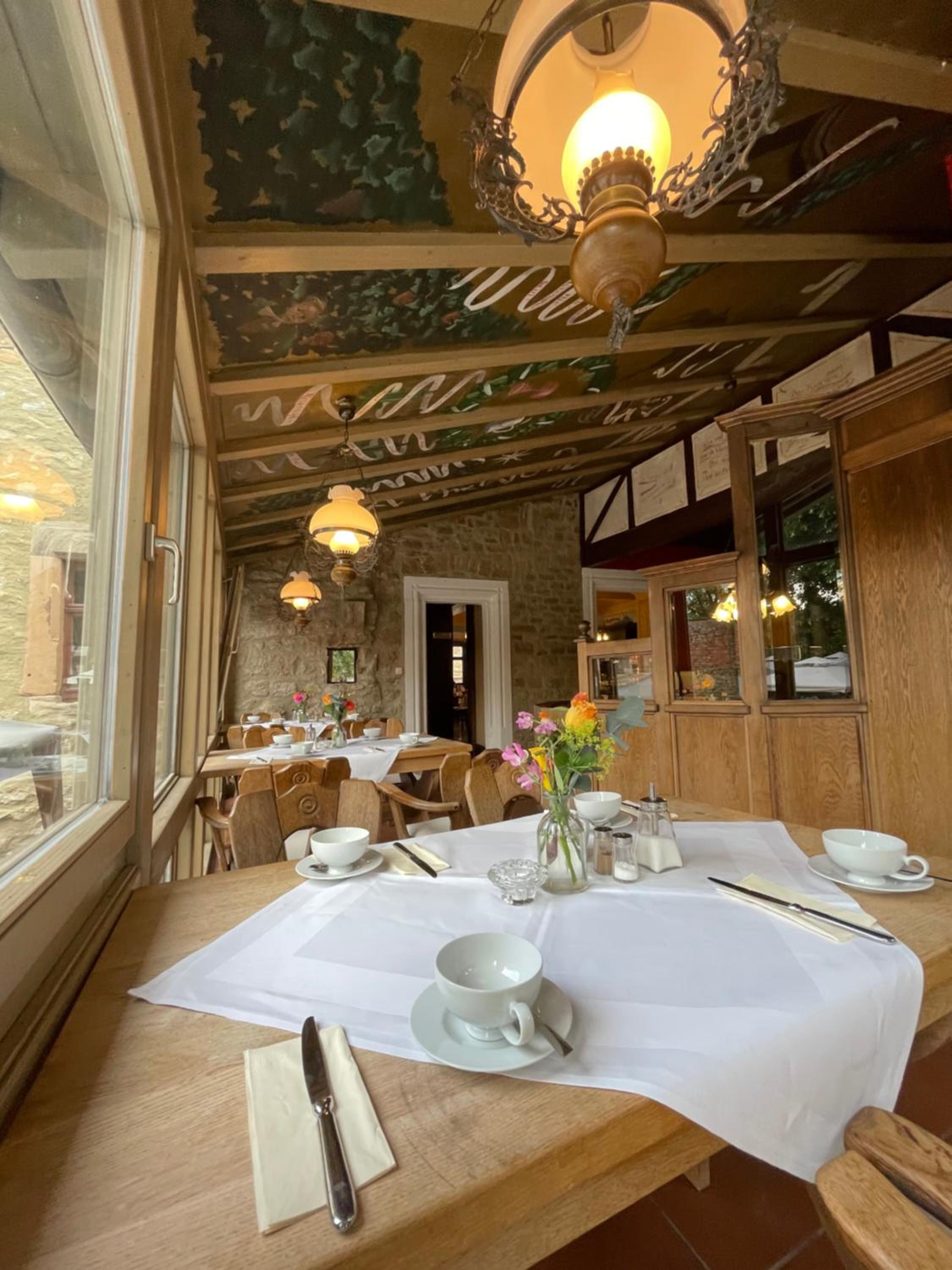 restaurant