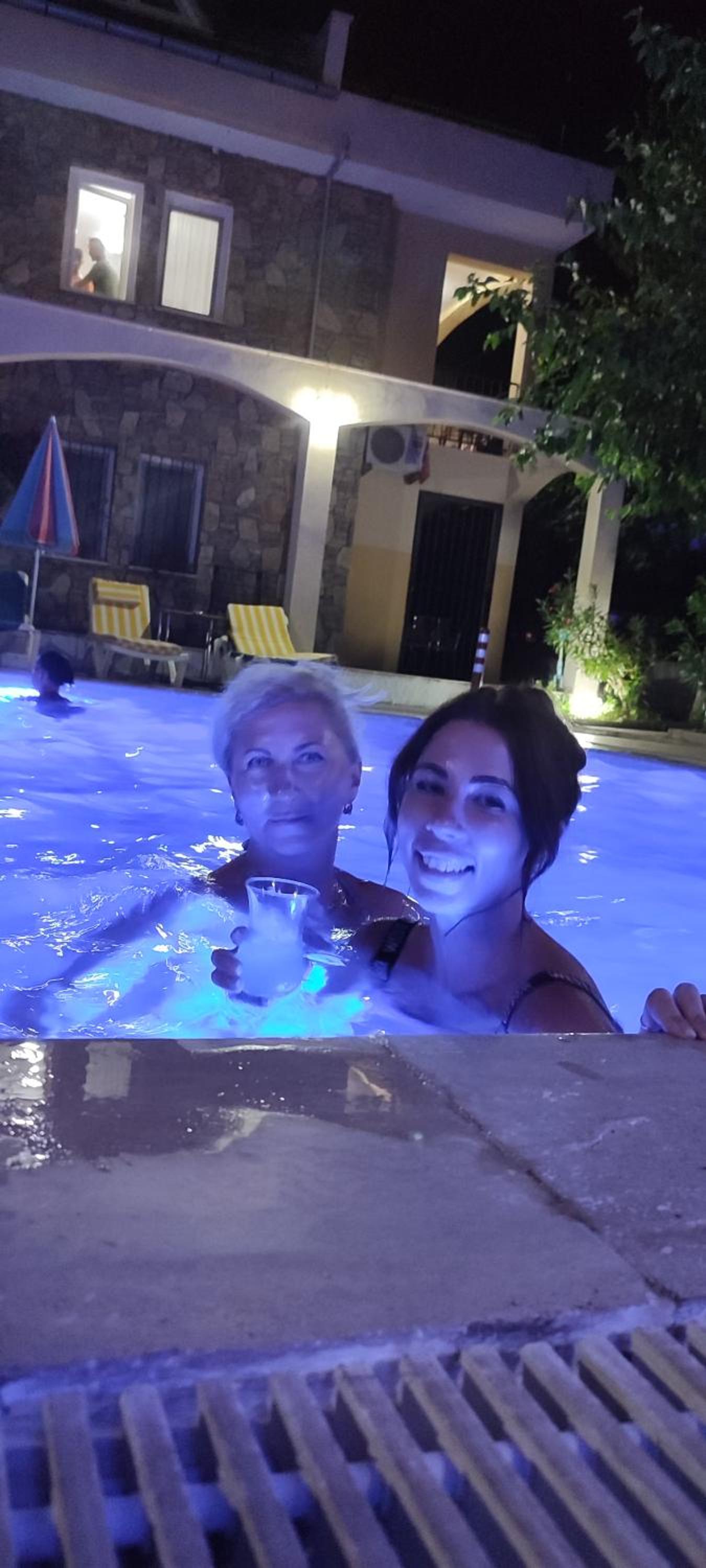 çileks apart otel - Image 182