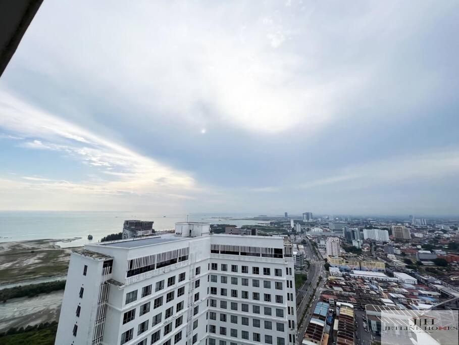 Melaka Super High Building View Coziness Stay photo 5