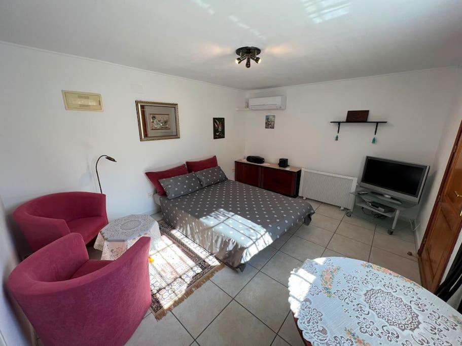 Villa 'Vista del mar' with private pool and incredible sea view! view 3