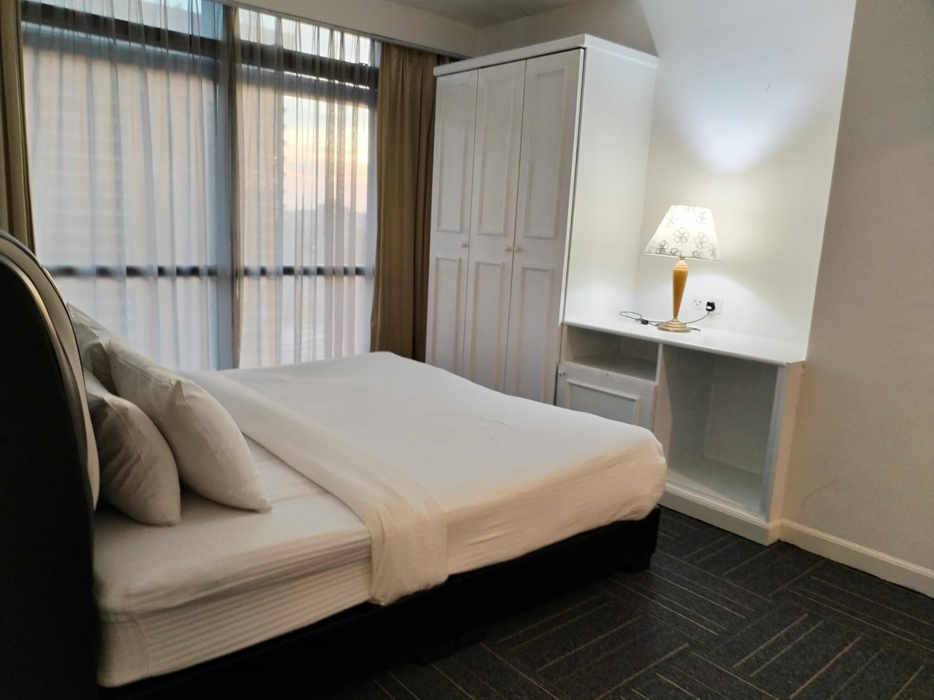 KL Premier Suites AT Times Square