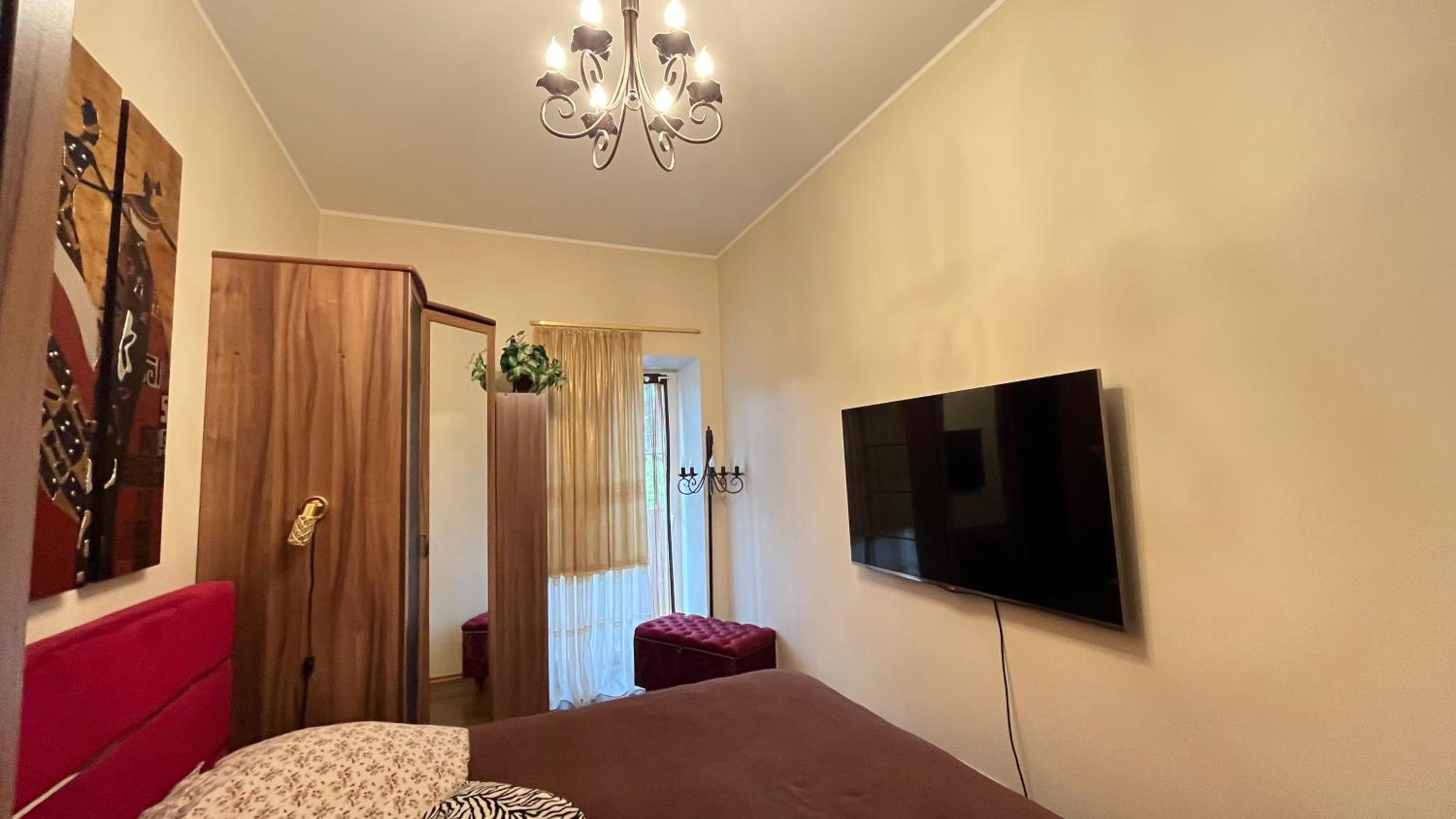 Caesar Apartments