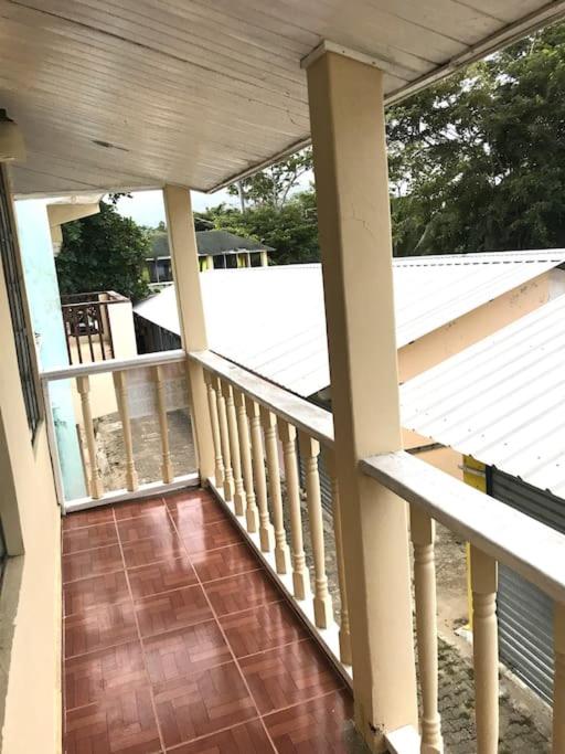Oceanview apt 2 in Secured Village El Pueblito