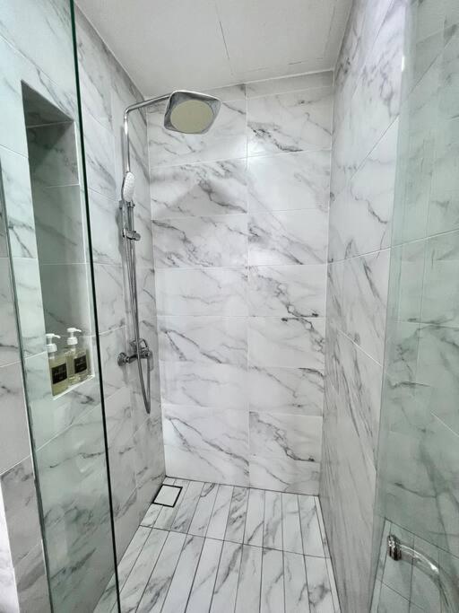 Imperio Studio 2pax/bathub/tvbox/attari-game/City photo 2