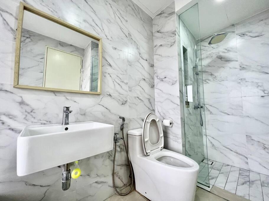 Imperio Studio 2pax/bathub/tvbox/attari-game/City photo 5