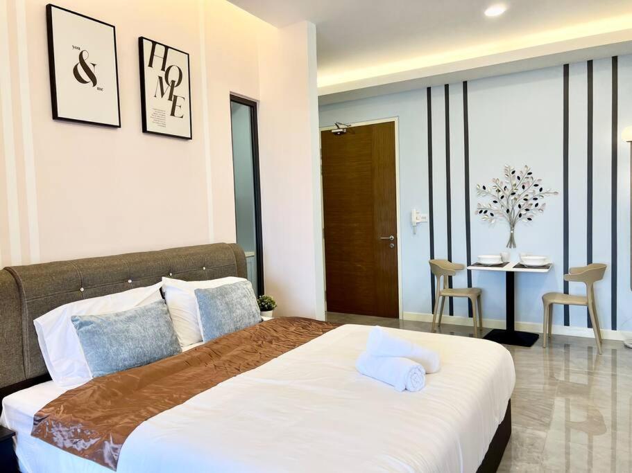 Imperio Studio 2pax/bathub/tvbox/attari-game/City photo 6