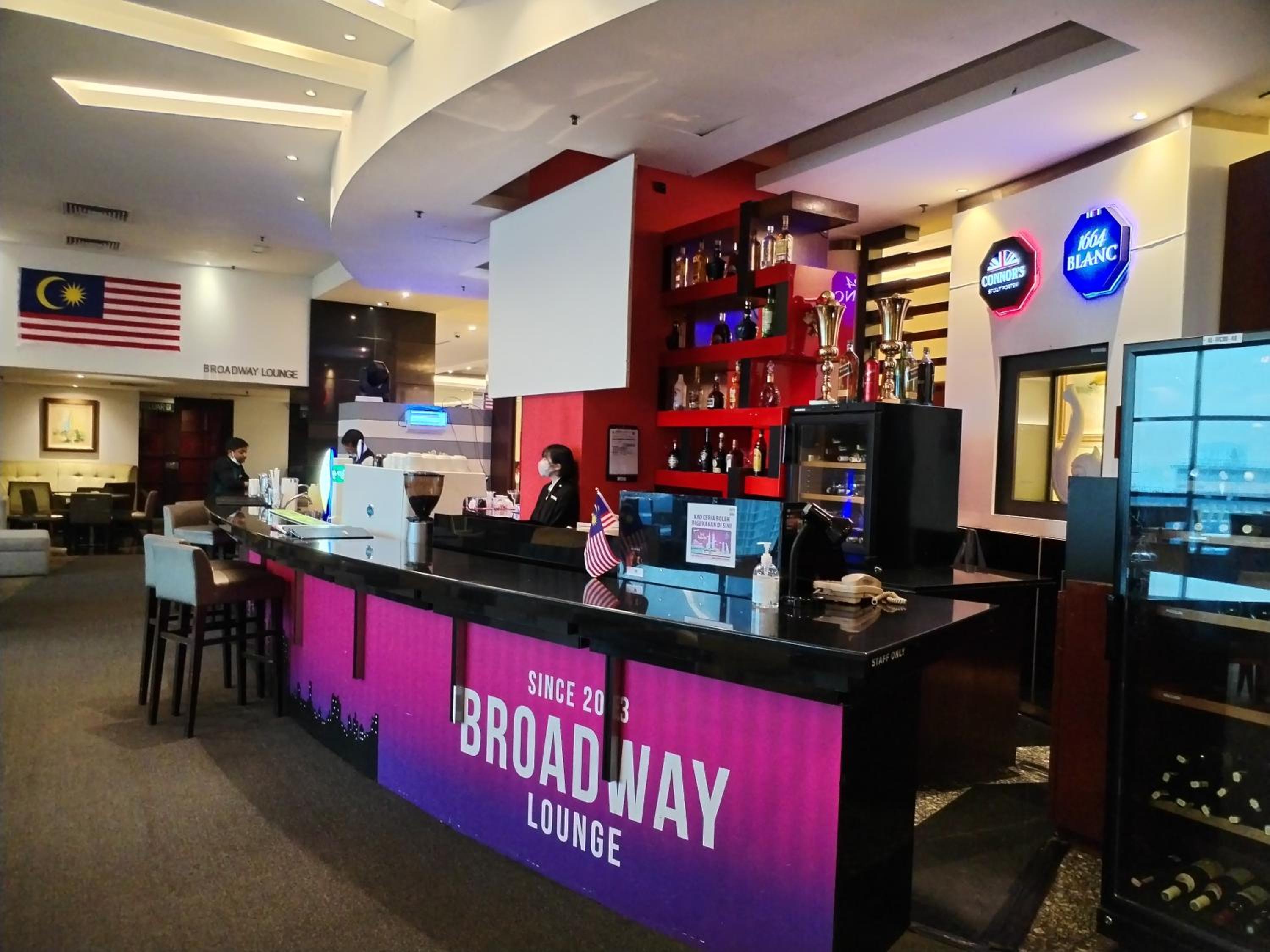 KL Premier Suites AT Times Square