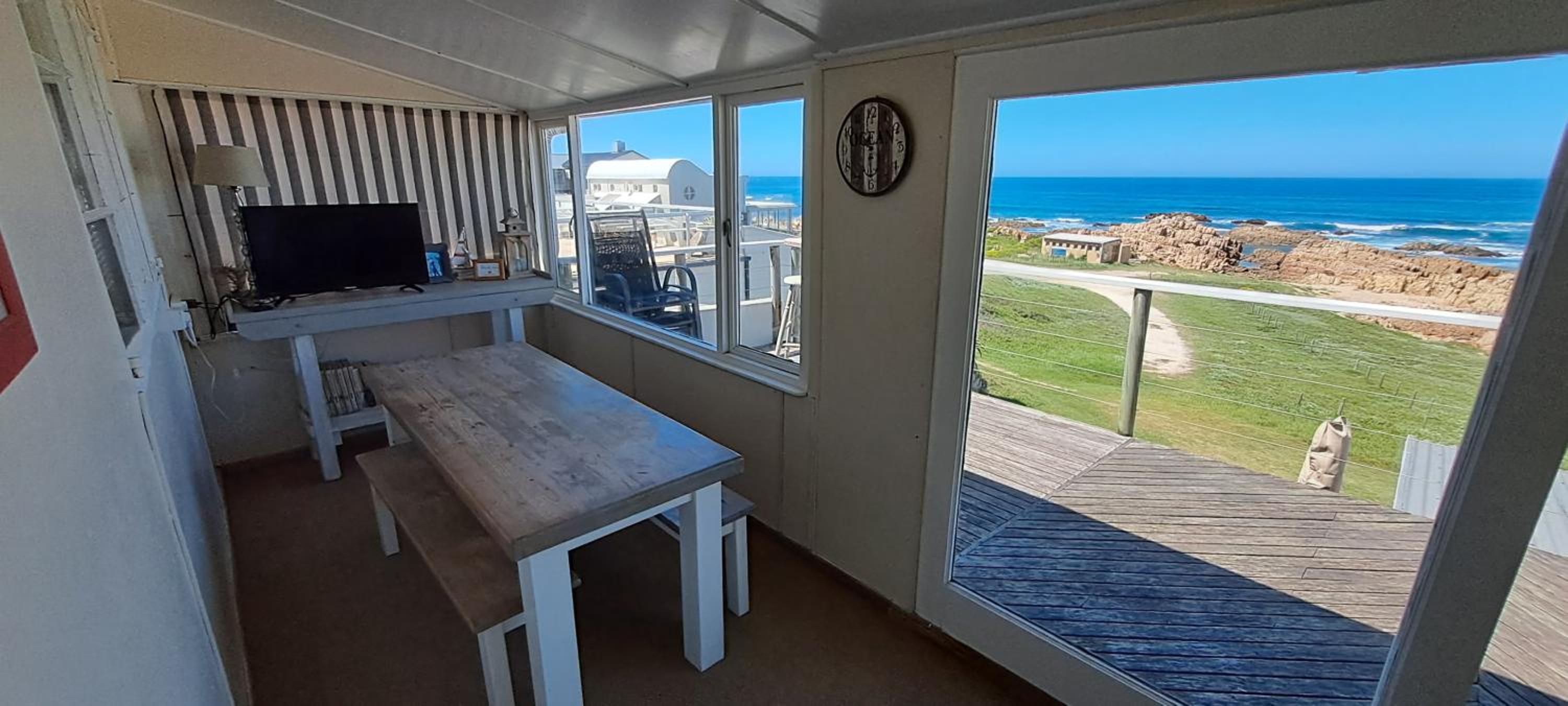 Sailaway Beach House