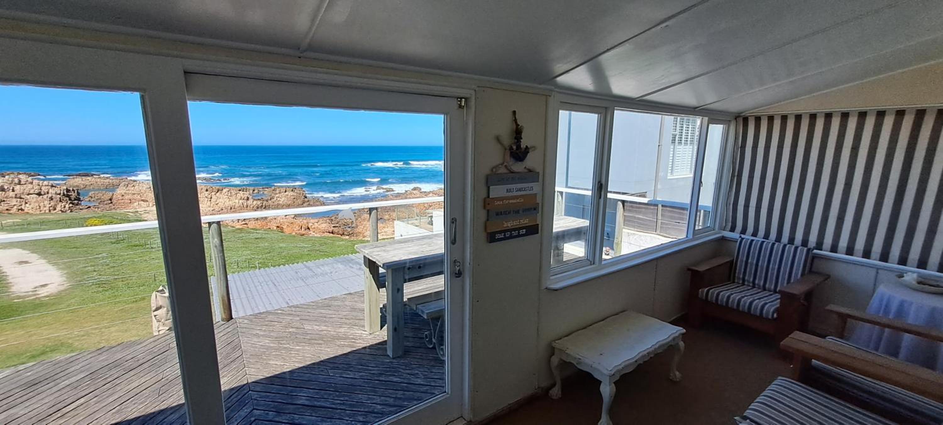 Sailaway Beach House