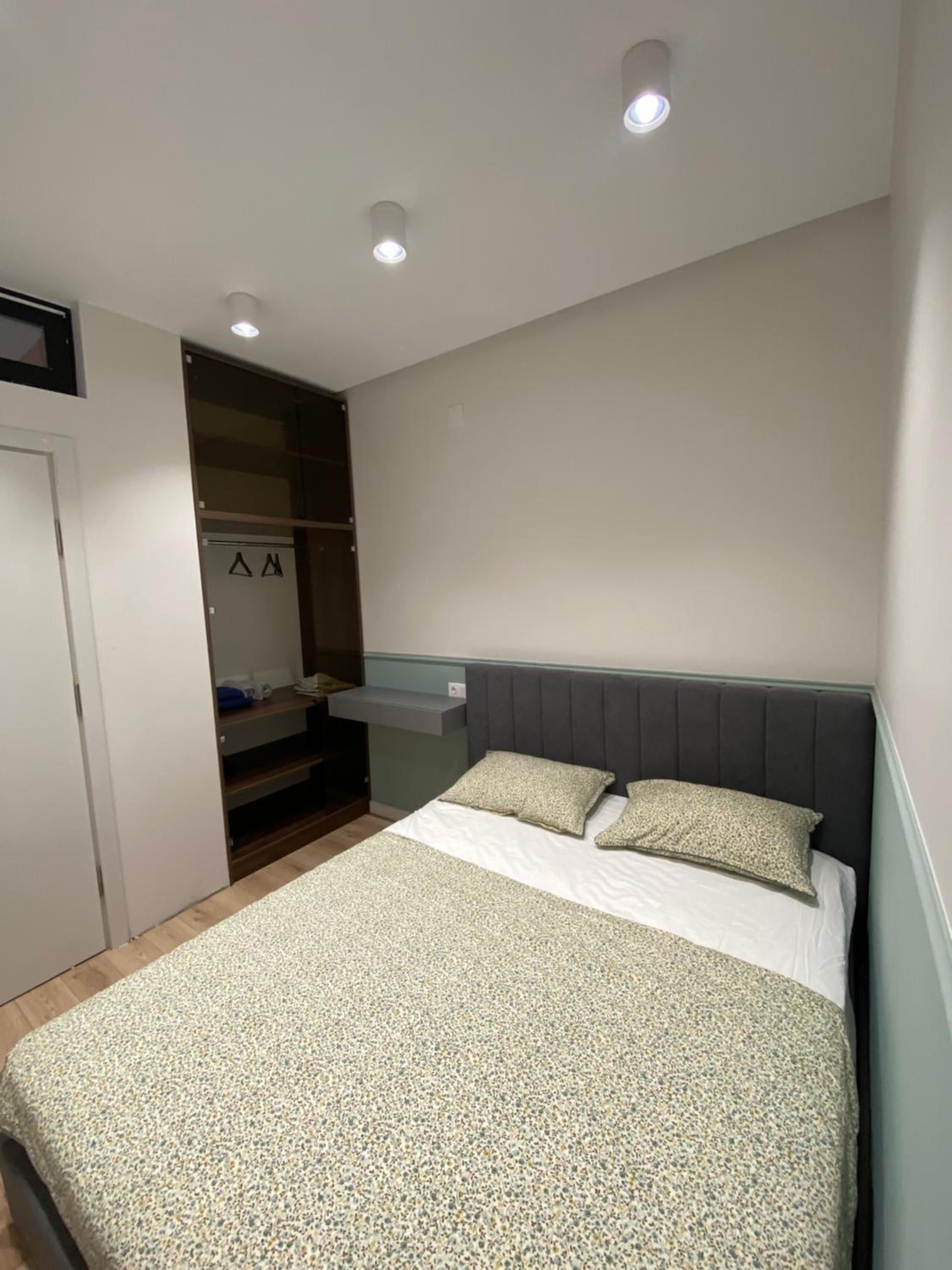 Shiny Apartment near the sea view 3