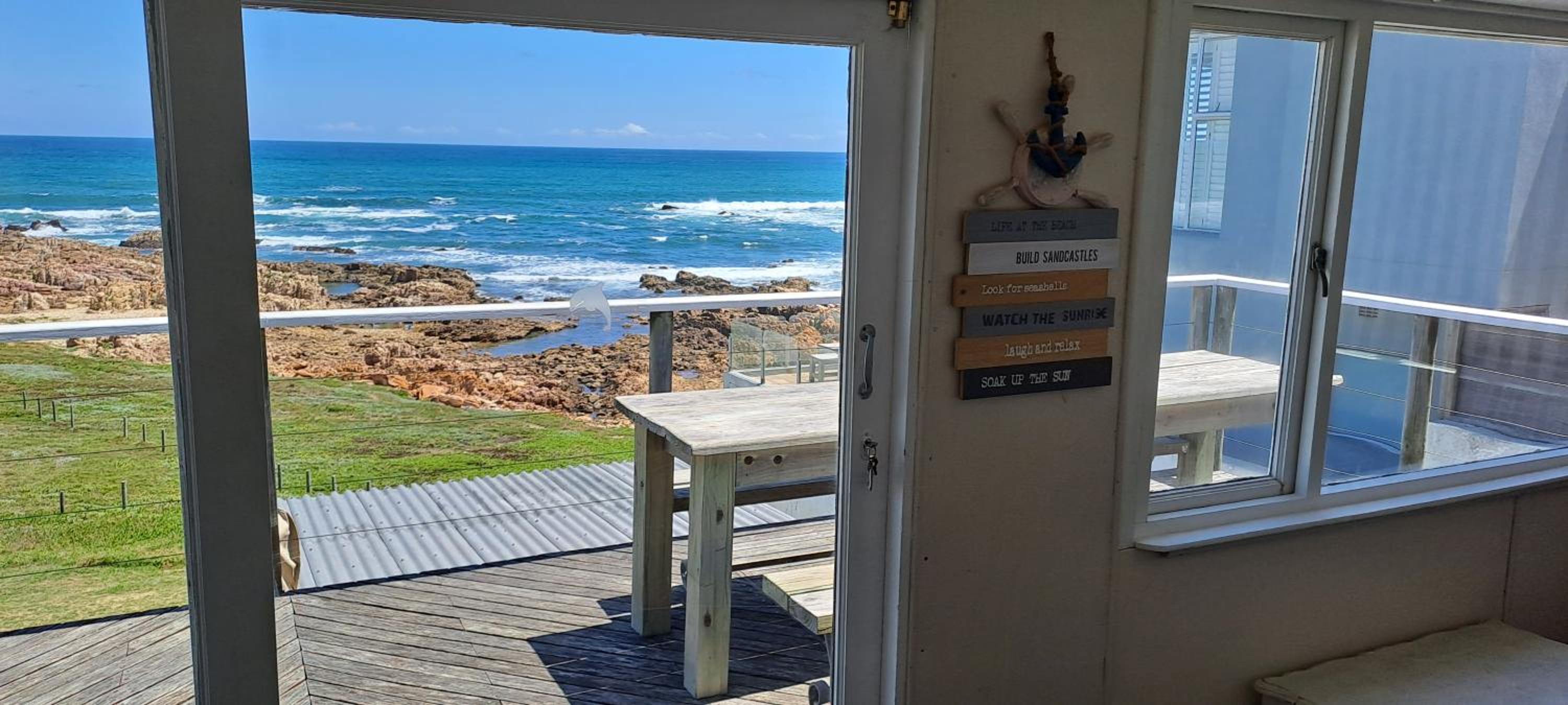 Sailaway Beach House