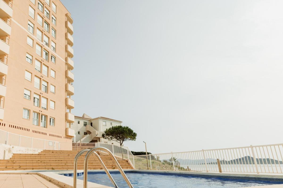 Apartamentos Vistamar