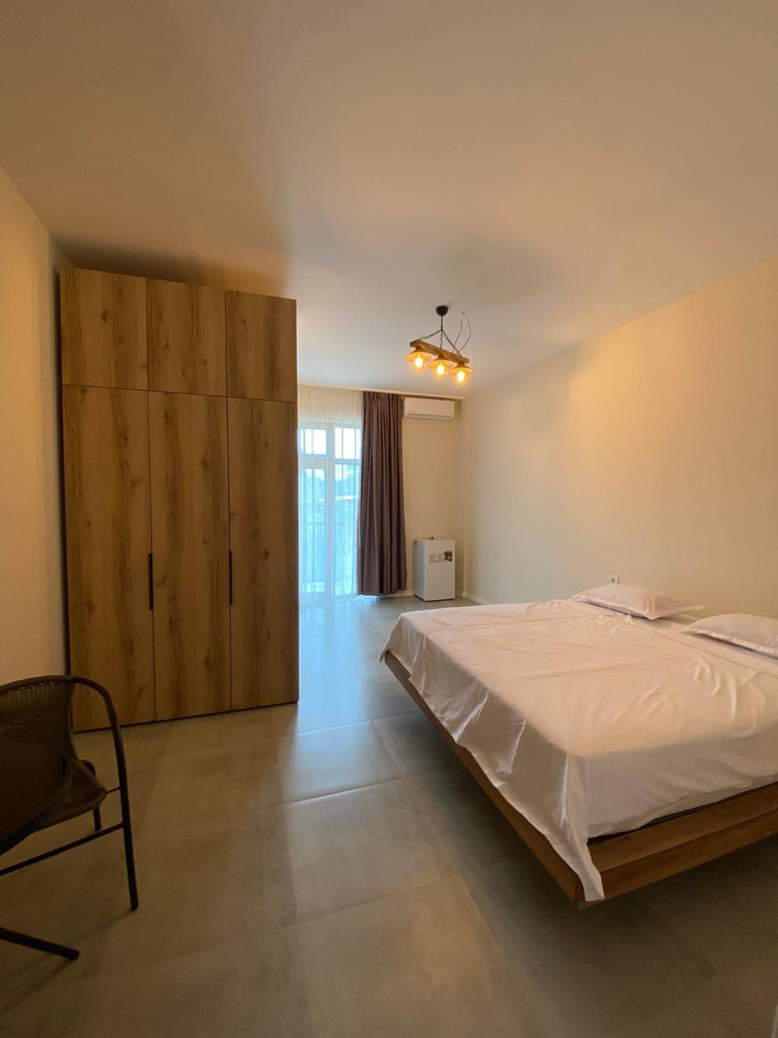 Hotel Barbare