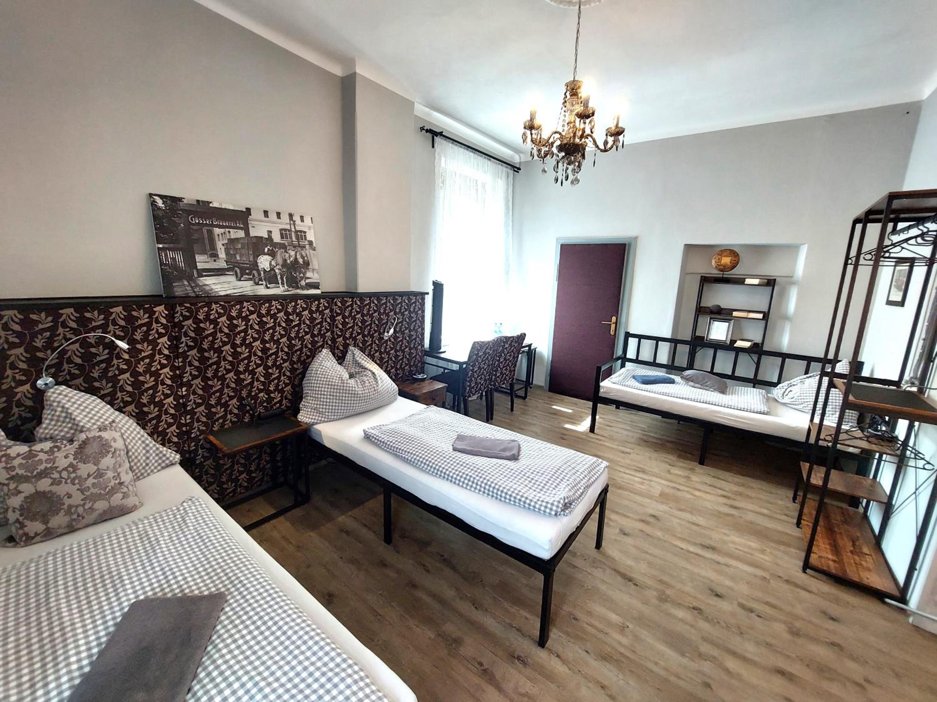 3 Raben - Leoben - Zimmer für Geschäftsreisende, Urlauber, Monteure und Handwerker, Polski Pensjonat Austria