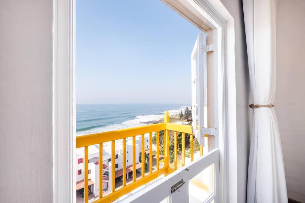 Ballito Santorini Perissa 71 Stunning Seaview Apartment - Families only view 3