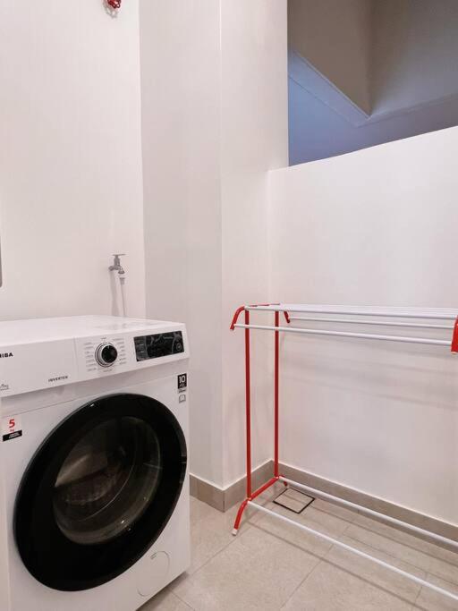 Ample 2BR 4px Seputeh @ Near MidValley & Garden Mall, Old Klang Road