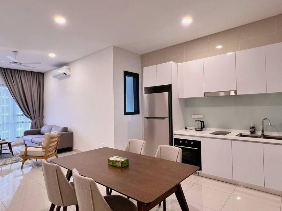Ample 2BR 4px Seputeh @ Near MidValley & Garden Mall, Old Klang Road