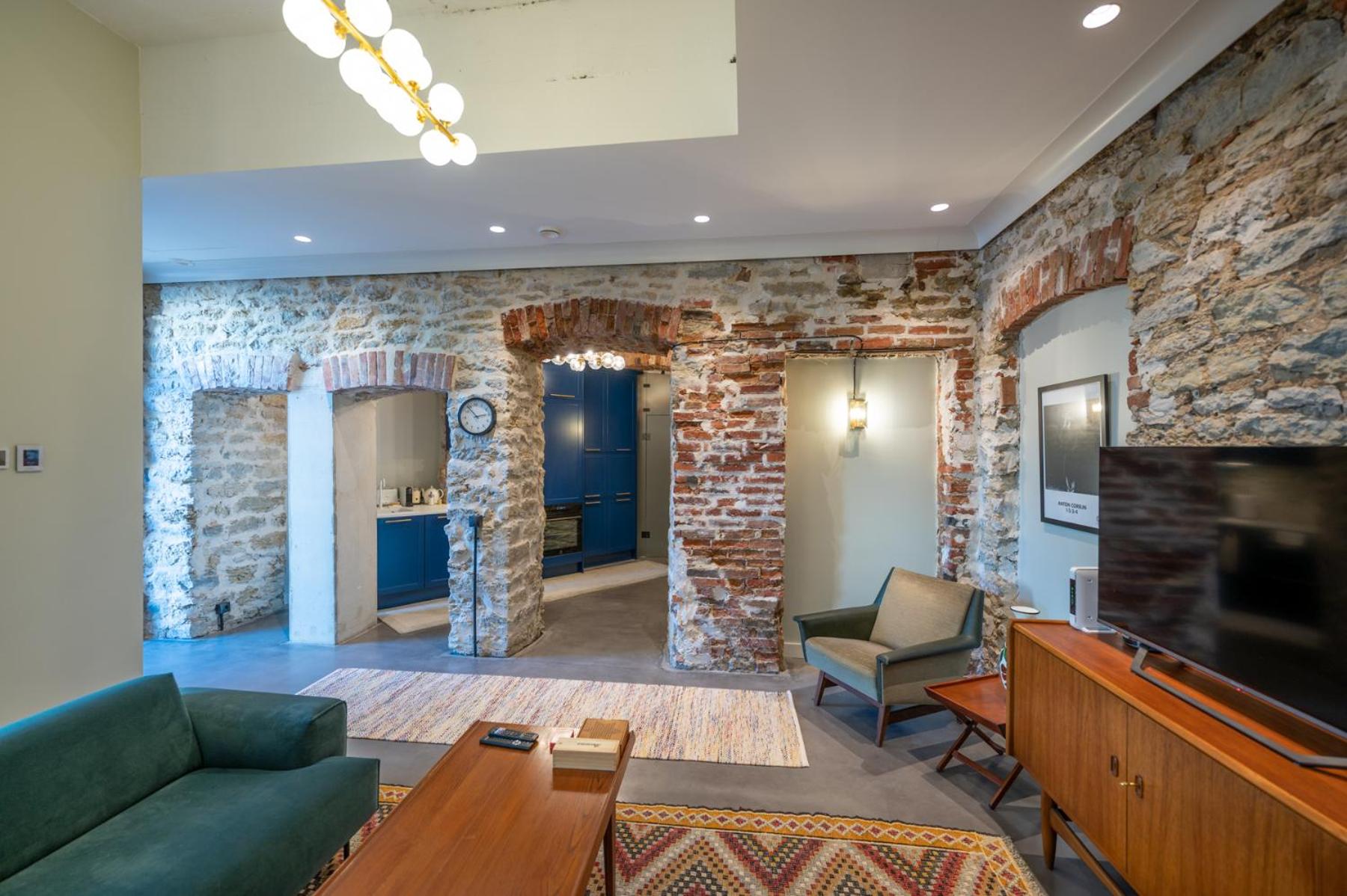 Central Park Residence