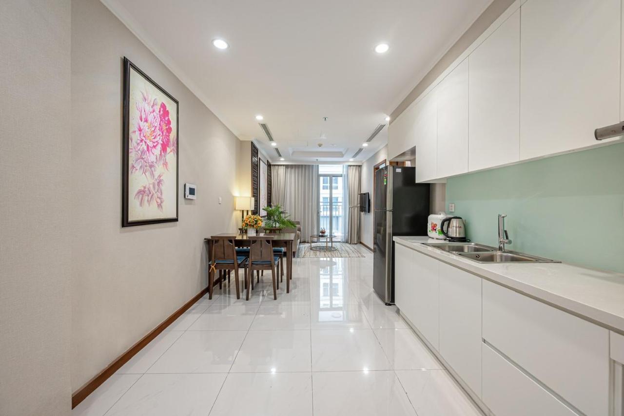 Landmark Vinhomes Christine Apartment