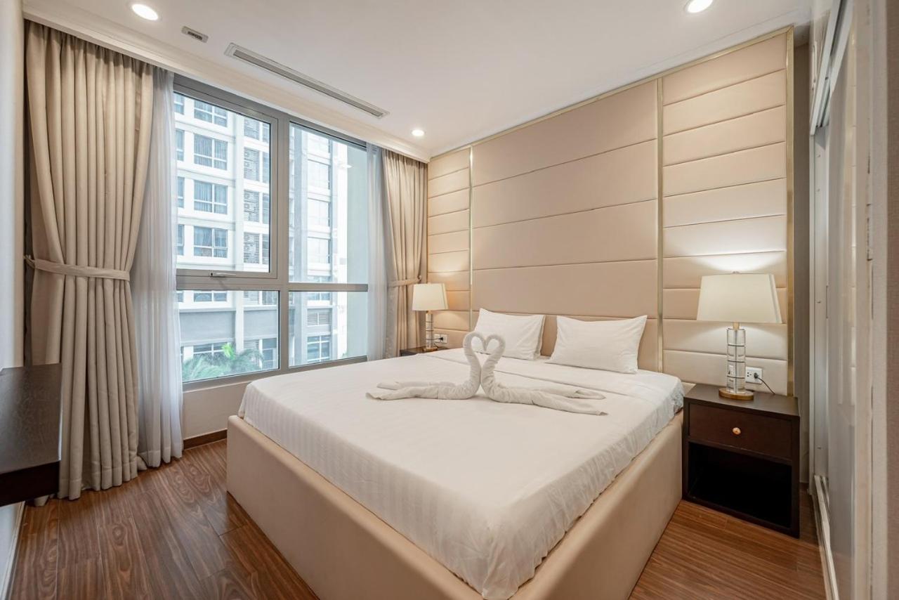 Landmark Vinhomes Christine Apartment