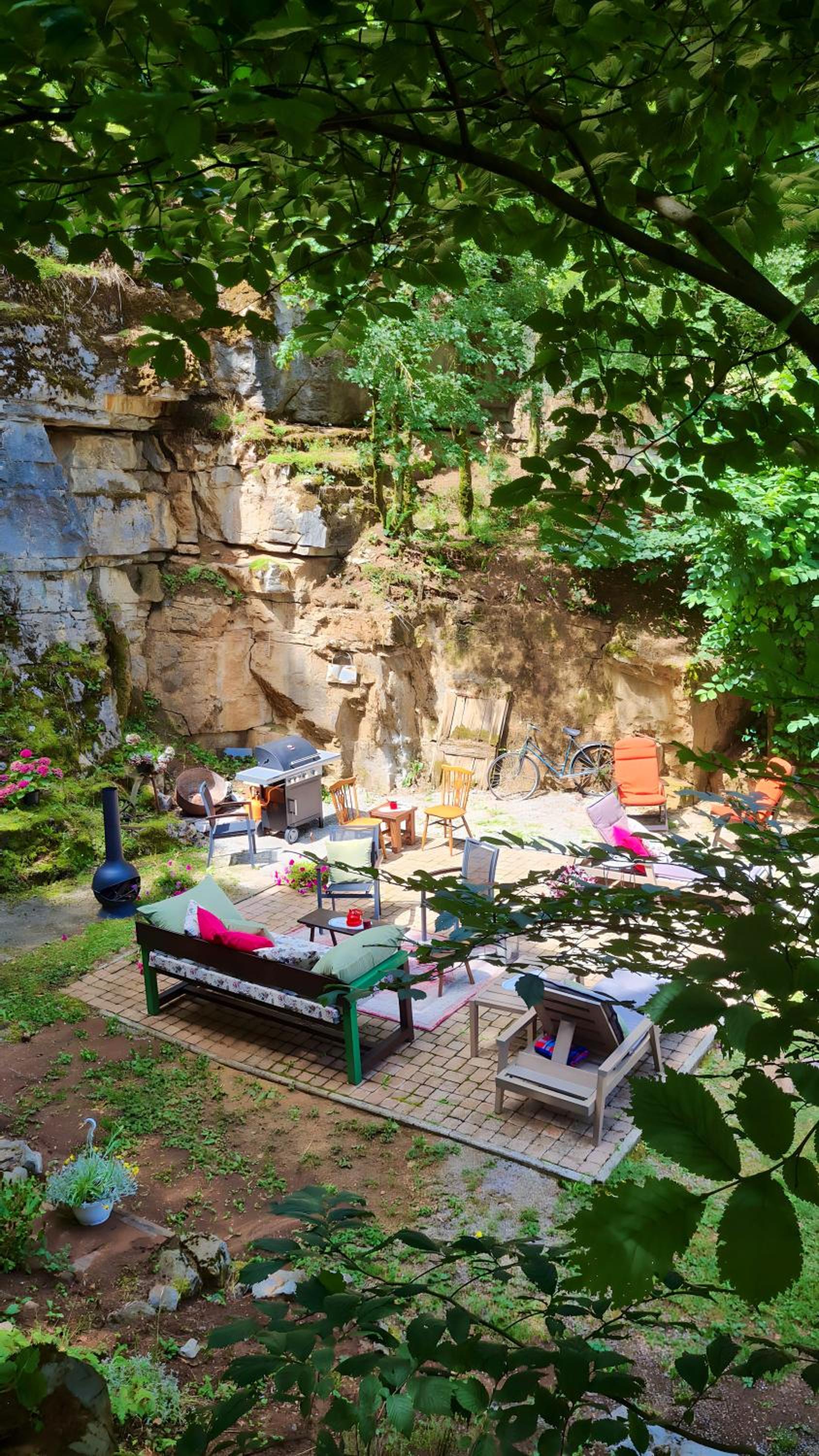 Cosy Chalet in Gospić with Jacuzzi and Mountain View