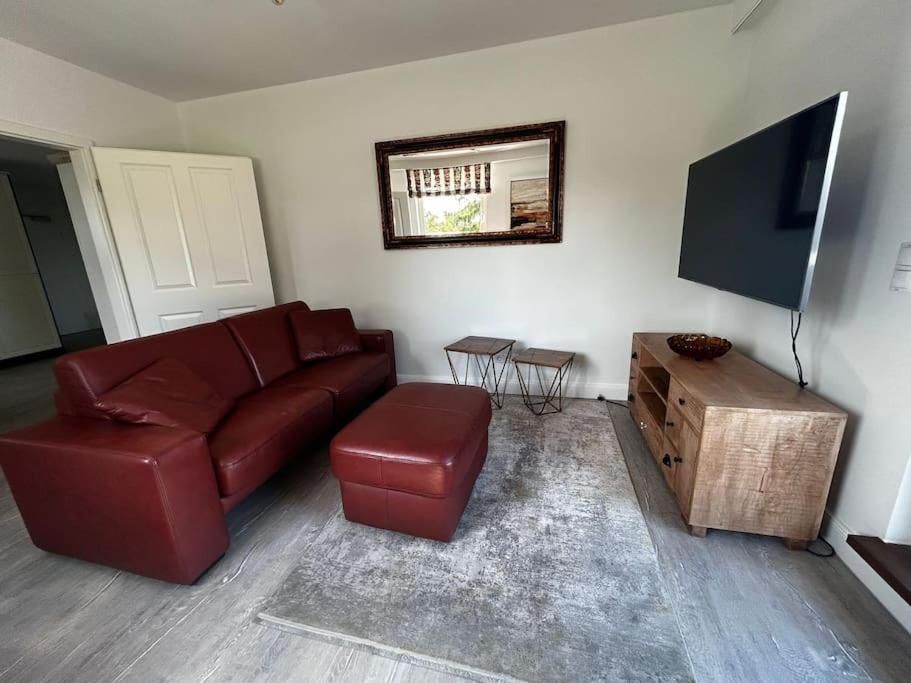 Airport East Wing Appartement