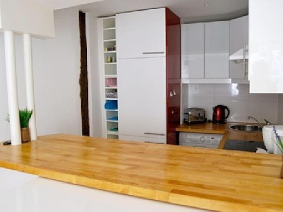 High Standing 2-Room Apartment in Latin Quarter Paris