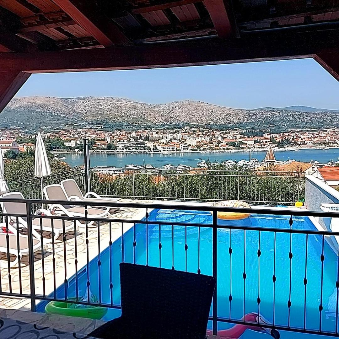 Hotel Apartmani Balan s vanjskim bazenom - Image 1