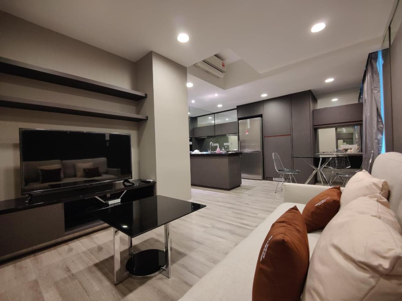 Mulberry Verve Suites KL Mid Valley