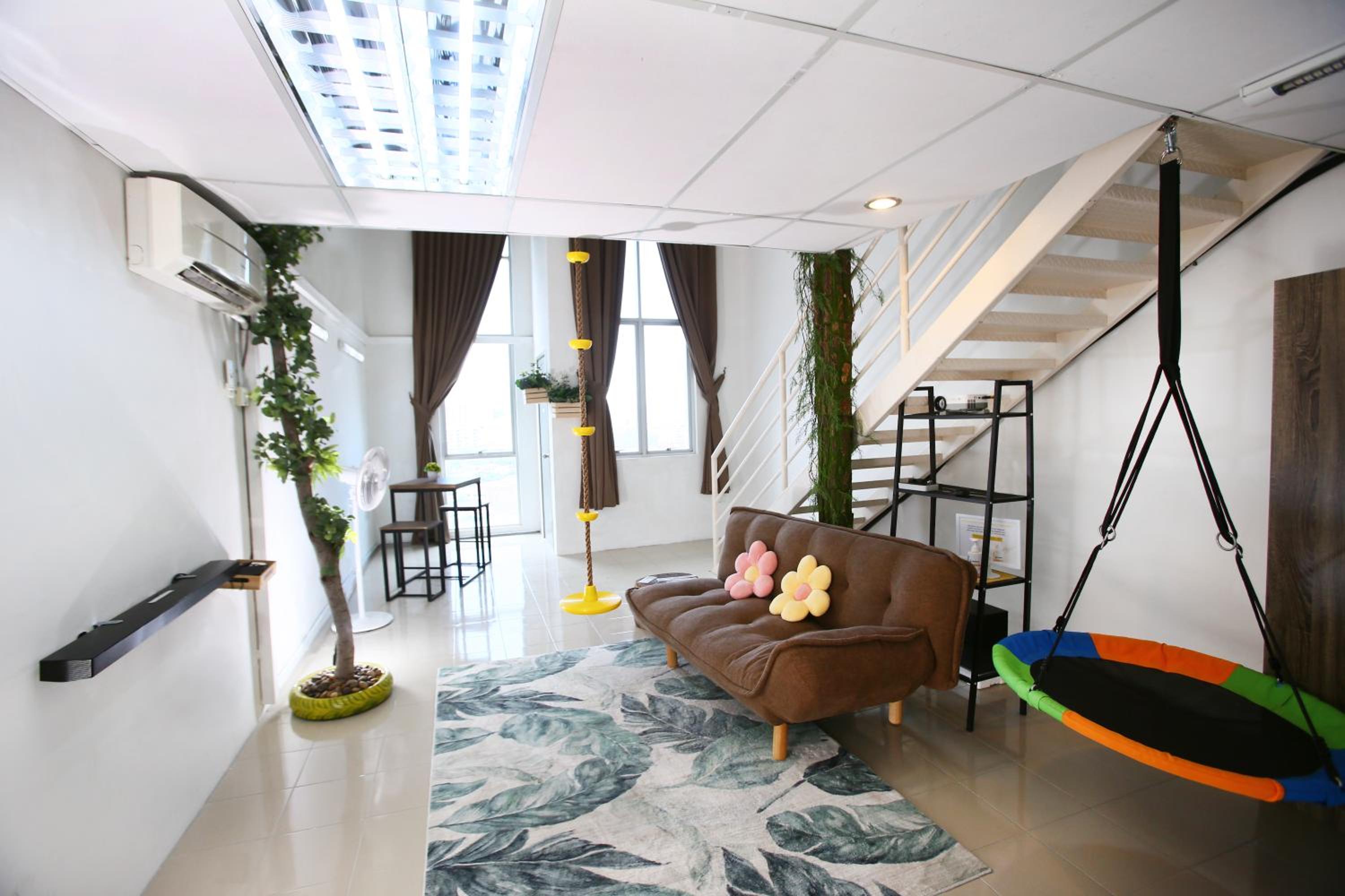 Private Tree House - Cinema at CEO Bayan Lepas Penang photo 2