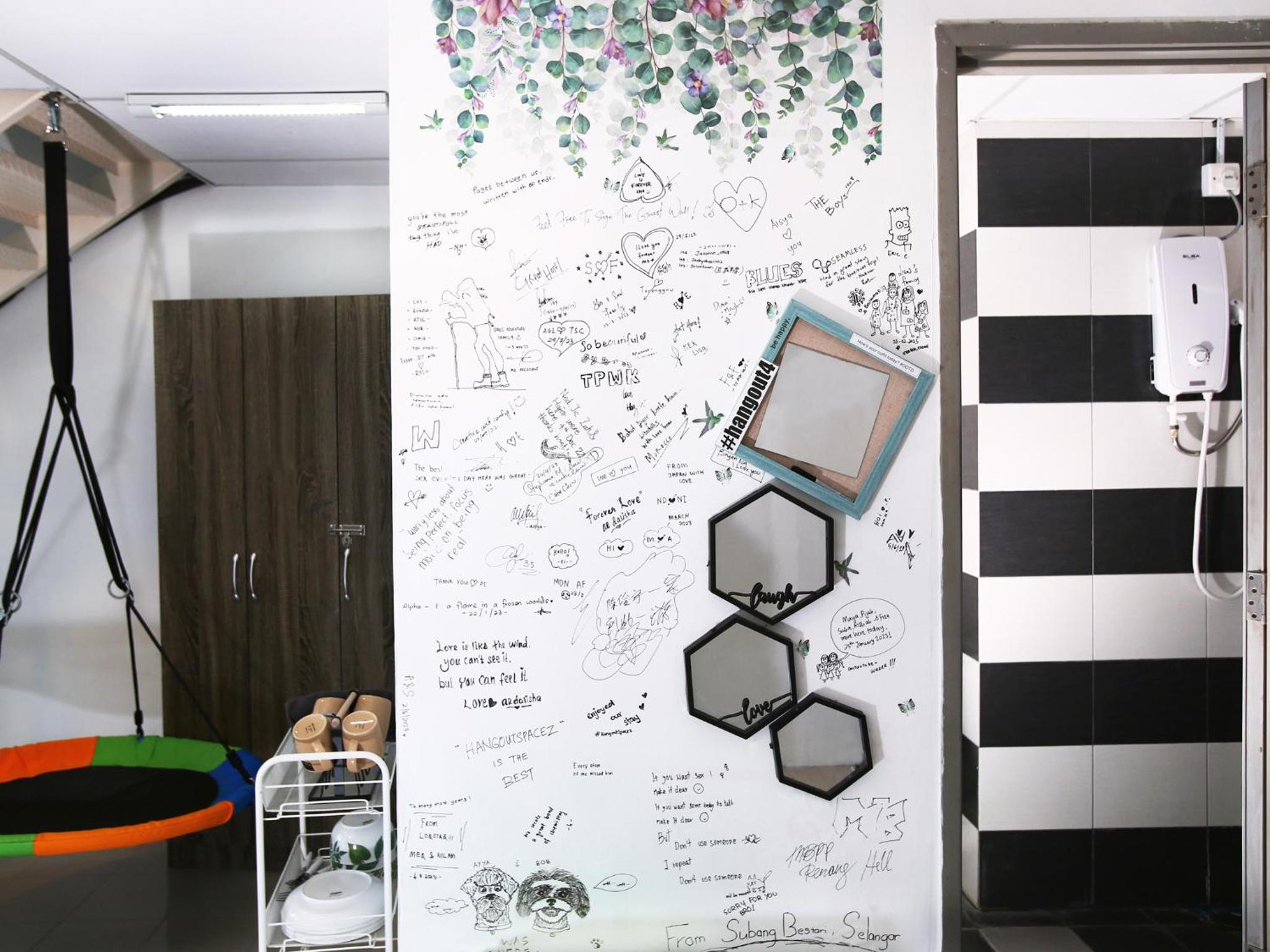 Private Tree House - Cinema at CEO Bayan Lepas Penang photo 4