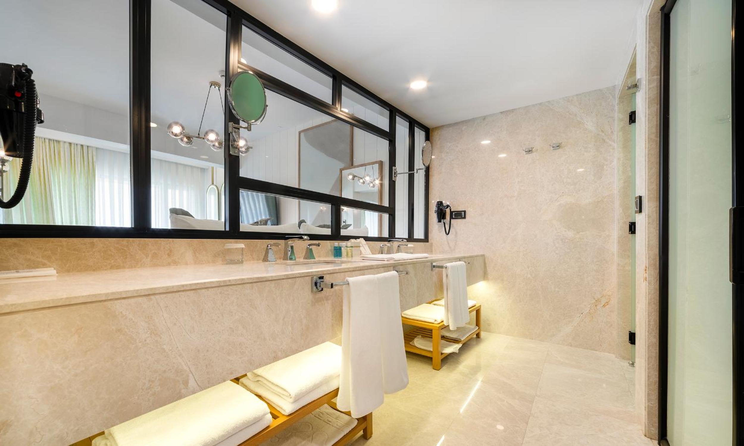 Numa Port Hotel - Image 91