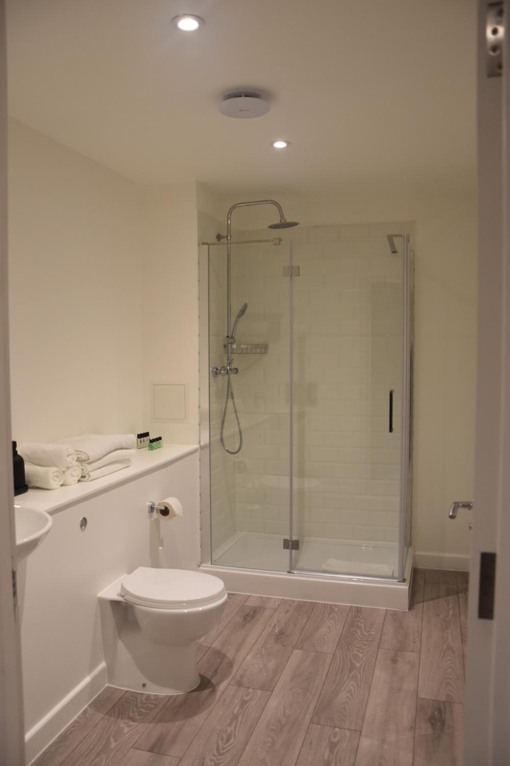 Hampton Suites Serviced Apartments