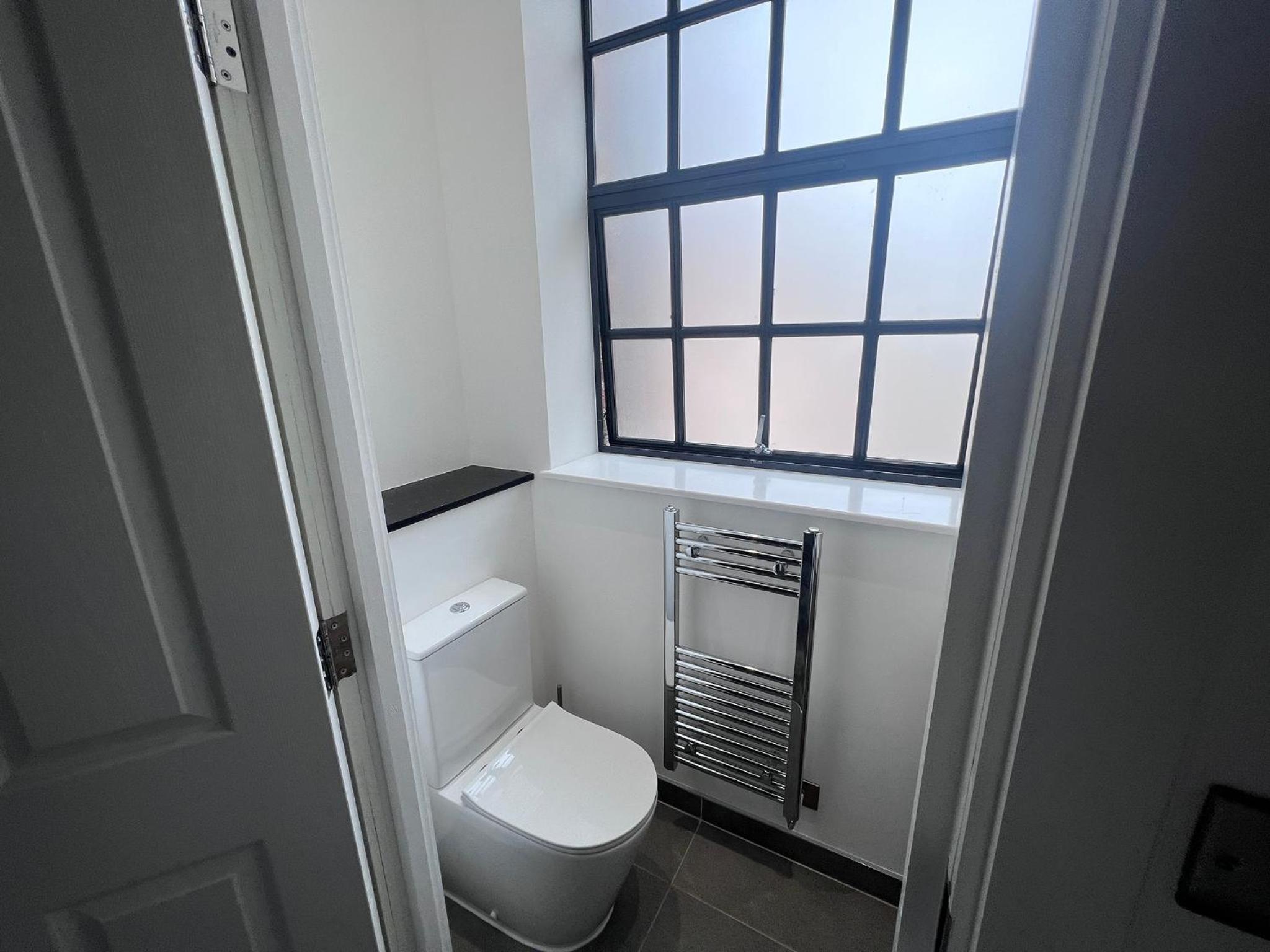 Luxury Birmingham 2 Bedroom Town House
