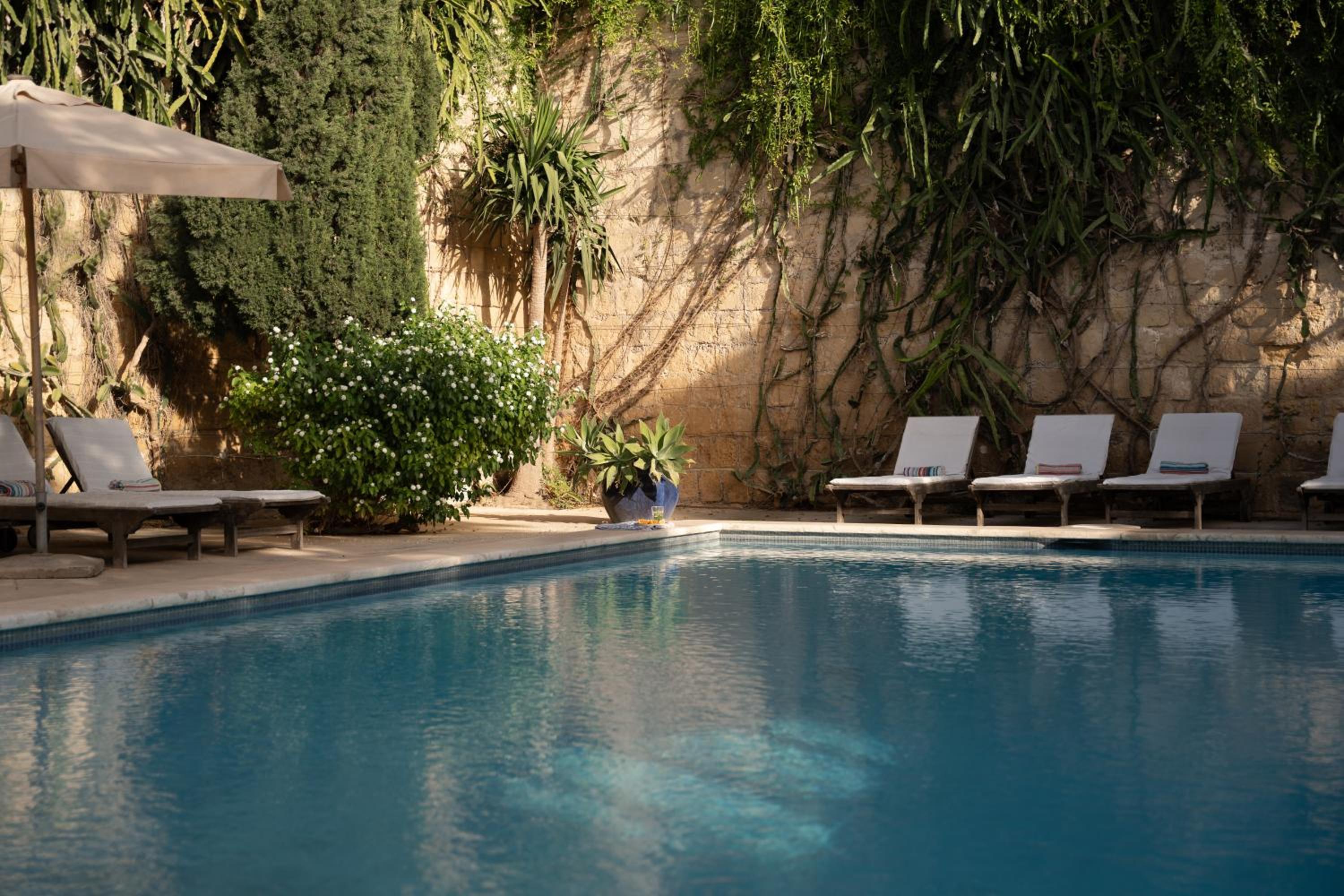 CASA SAN ROCCO - Luxurious Grand 18th C. Palace with Gardens & Pool view 5
