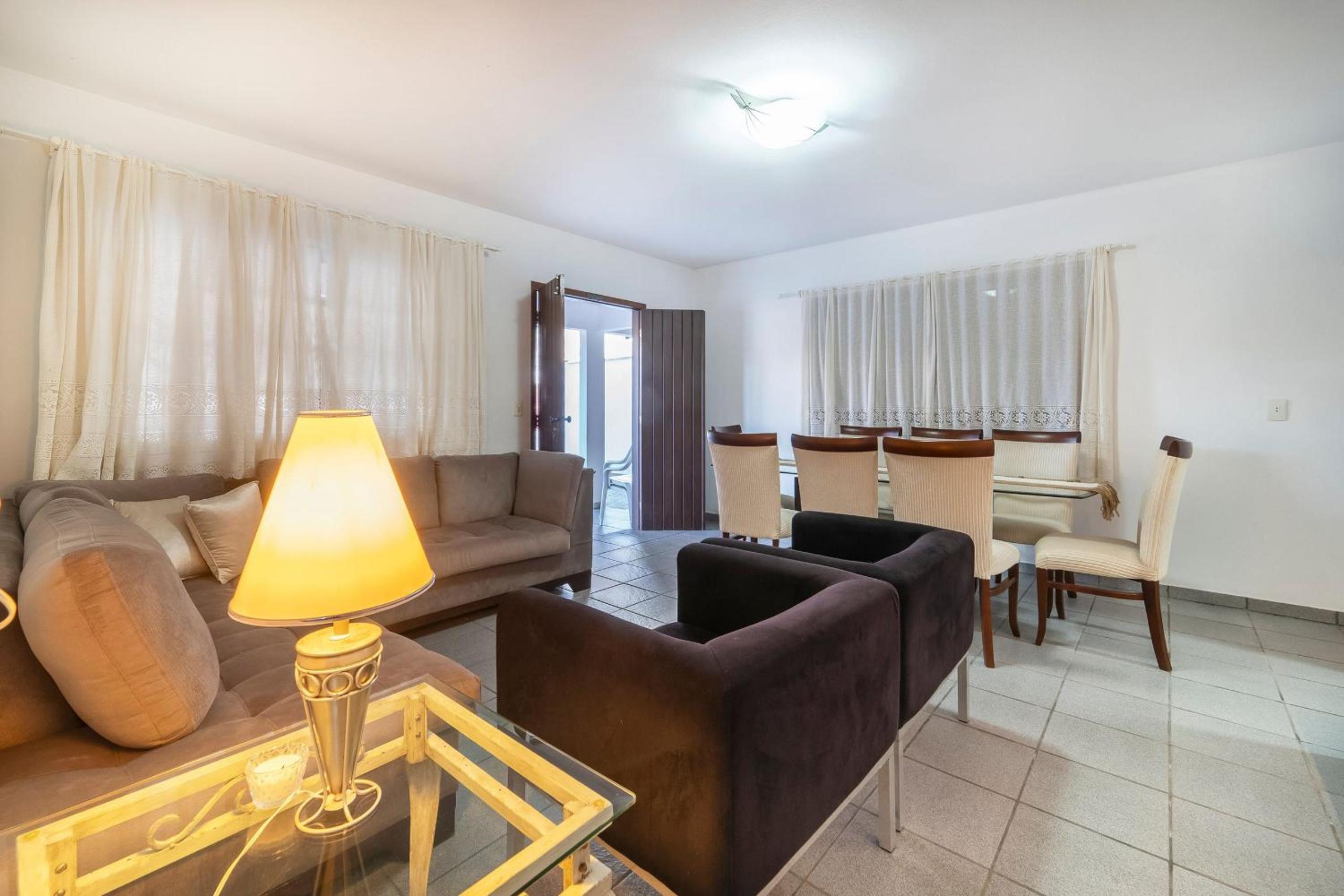 3 Bedroom House for Rent for 8 People Bombas/SC