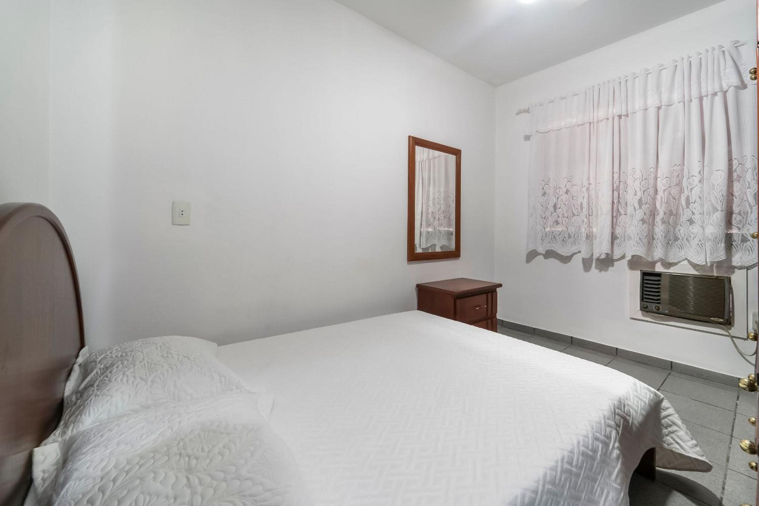 3 Bedroom House for Rent for 8 People Bombas/SC