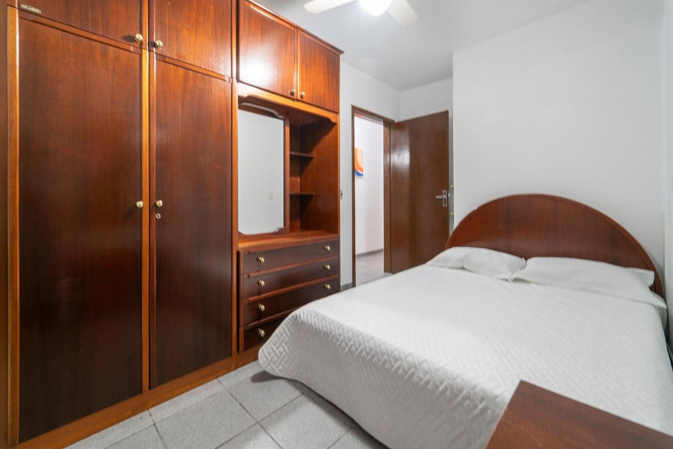 3 Bedroom House for Rent for 8 People Bombas/SC