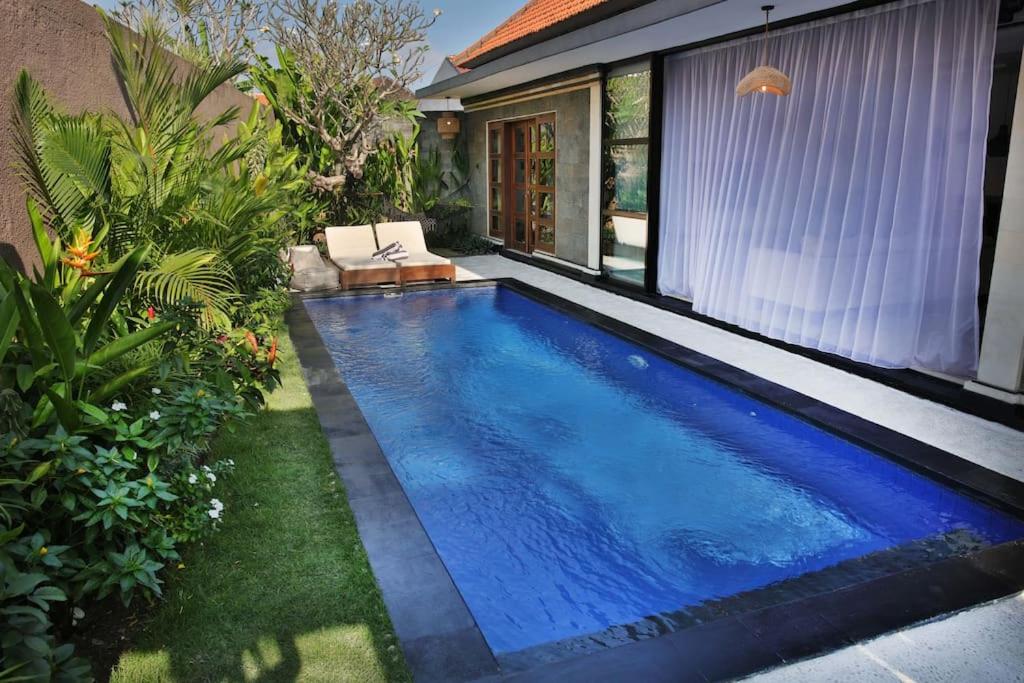 Unique and Modern Villa Canggu — recepcion & lobby