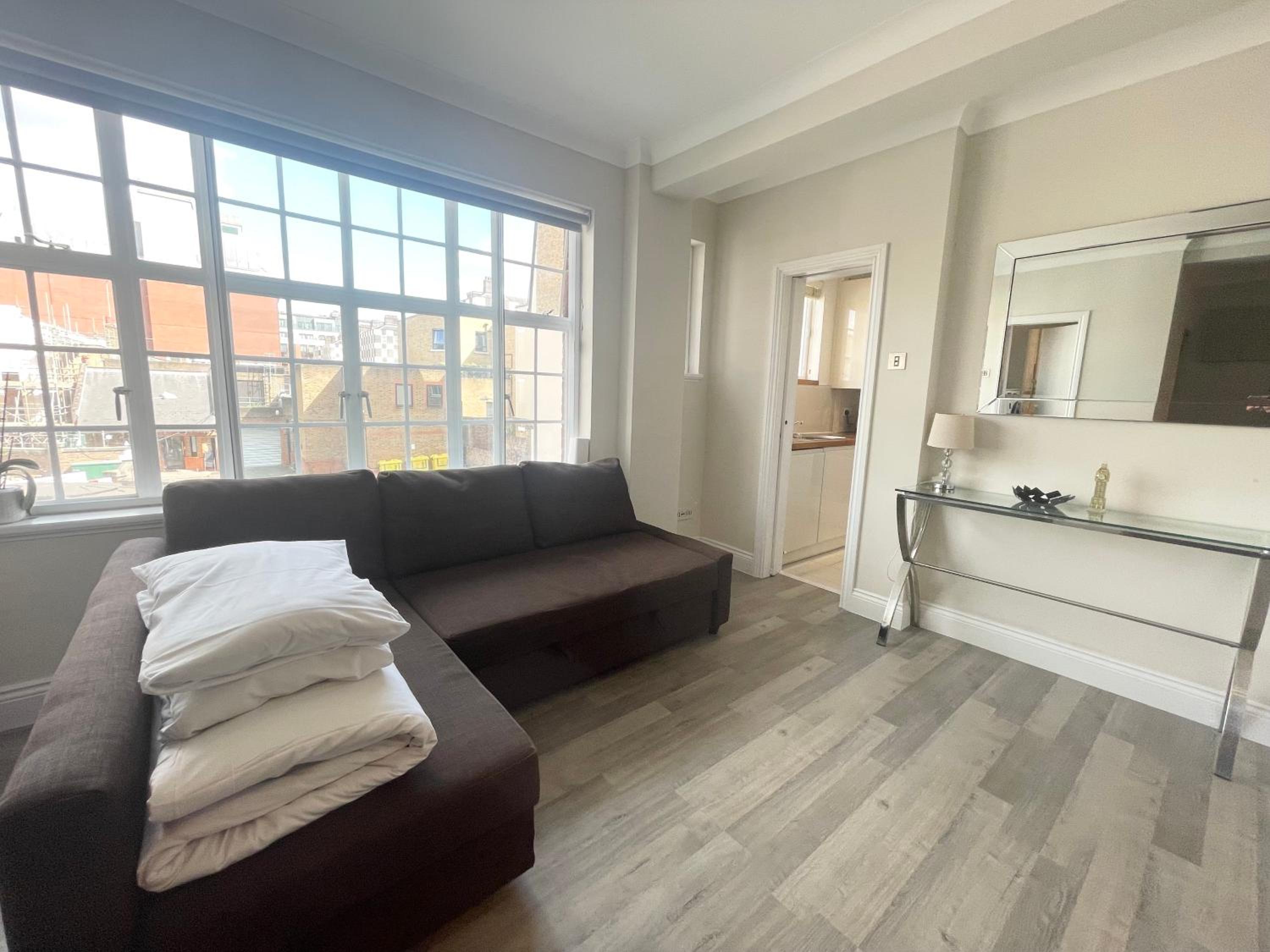 Cozy Apartments in Westminster