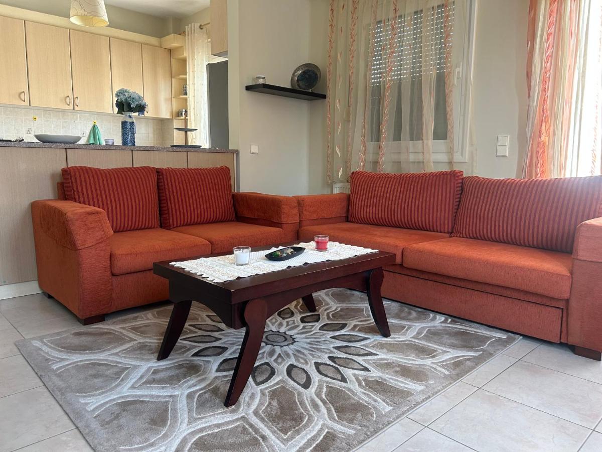 Iliana House view 4
