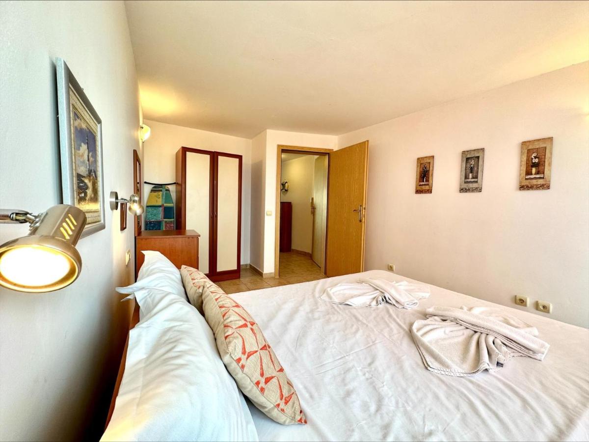 Julia Family - Menada Apartments