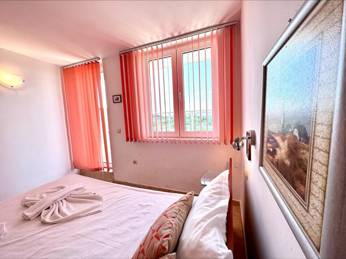 Julia Family - Menada Apartments